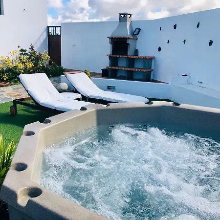La Costa تيناجون