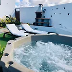 La Costa تيناجون